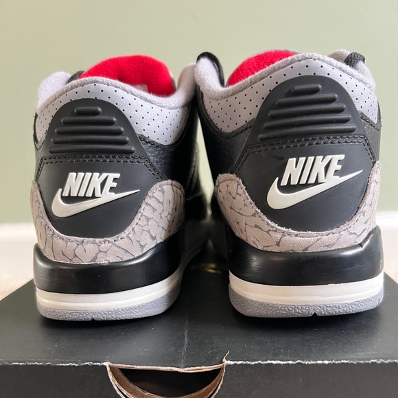 Jordan 3 Retro PS Size 1Y - Picture 4 of 12